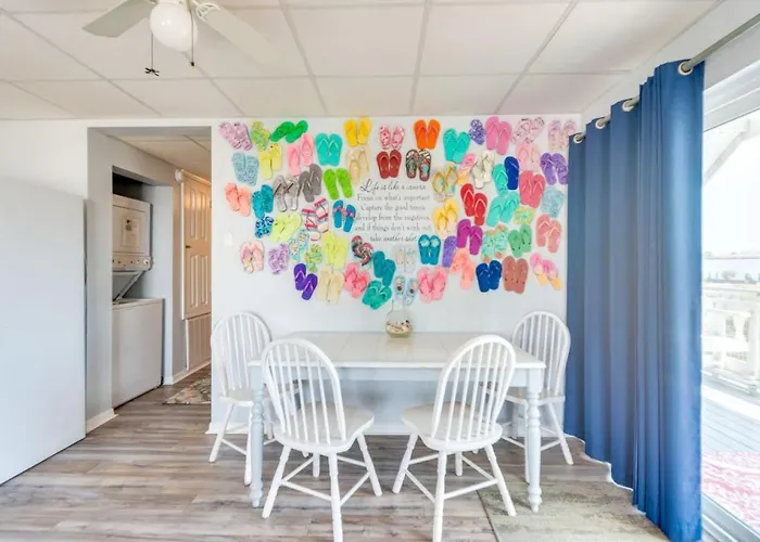 Whole Triplex W Decks, Views And Space Holiday home Pensacola