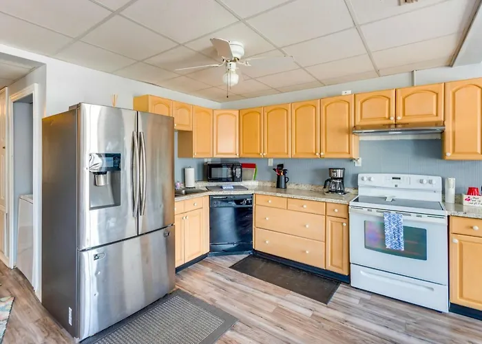 Whole Triplex W Decks, Views And Space * Pensacola