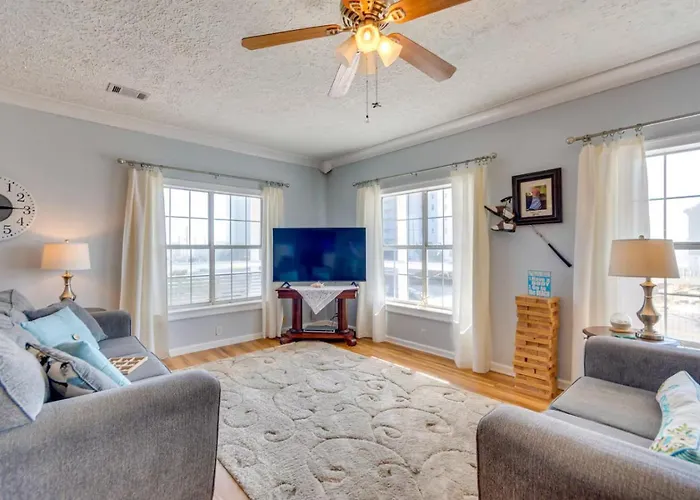 Whole Triplex W Decks, Views And Space Pensacola