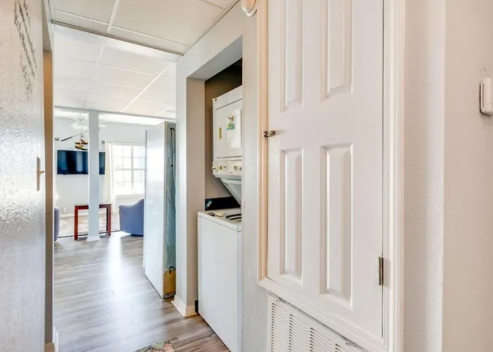 Whole Triplex W Decks, Views And Space * Pensacola