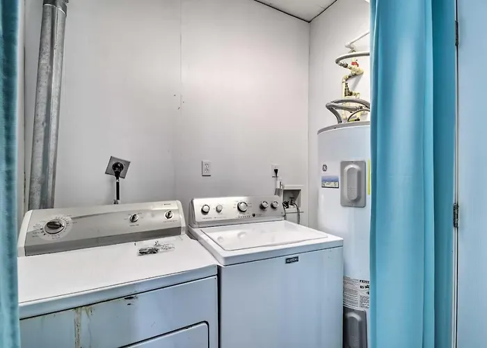 Whole Triplex W Decks, Views And Space Pensacola